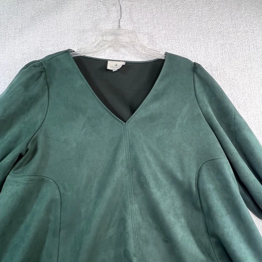Tuckernuck Women's Green Faux Suede Blouse V Neck Puff Sleeve Tunic‎ XXL